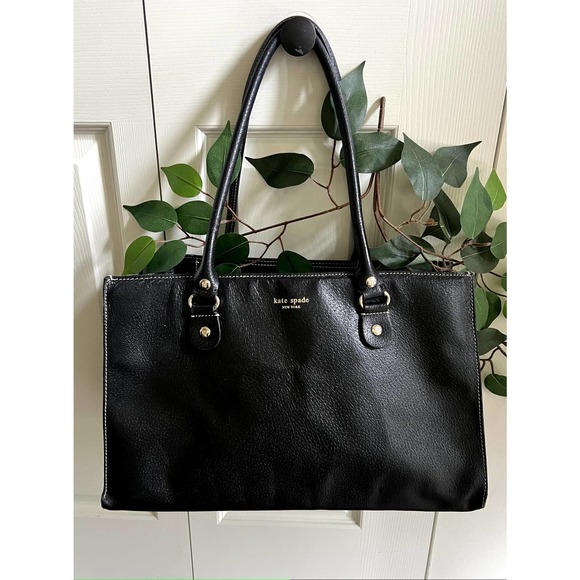 kate spade Handbags - Kate Spade Black Pebble Tote Bag